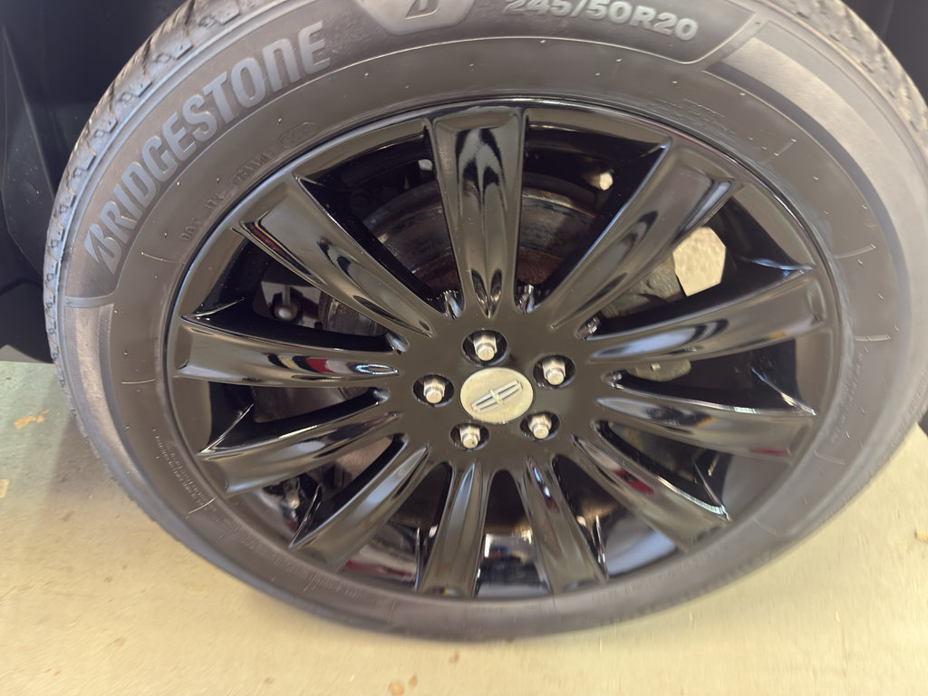 Used 2015 Lincoln MKX AWD w/ Equipment Group 102A image 33