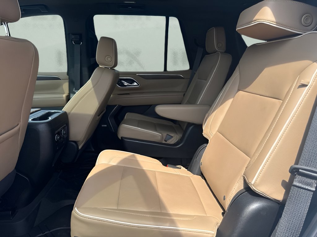 Used 2023 Chevrolet Tahoe Premier AWD/4WD image 14