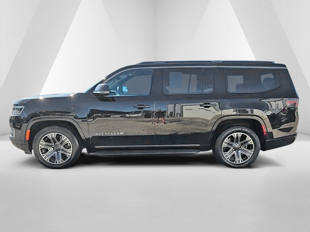 Used 2024 Jeep Wagoneer Series II w/ Flexible Seating Group AWD/4WD image 9