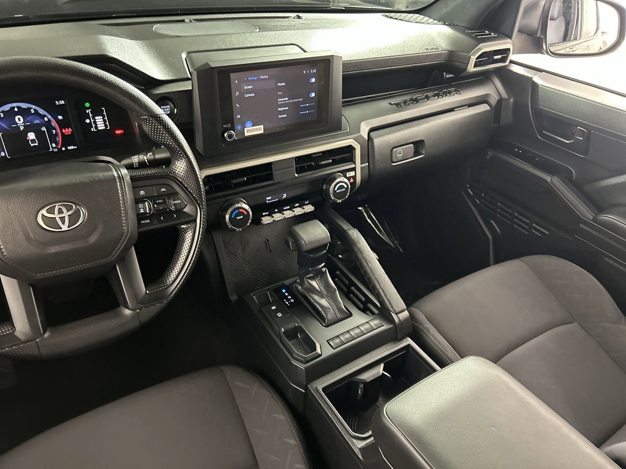 Used 2025 Toyota Tacoma SR image 22