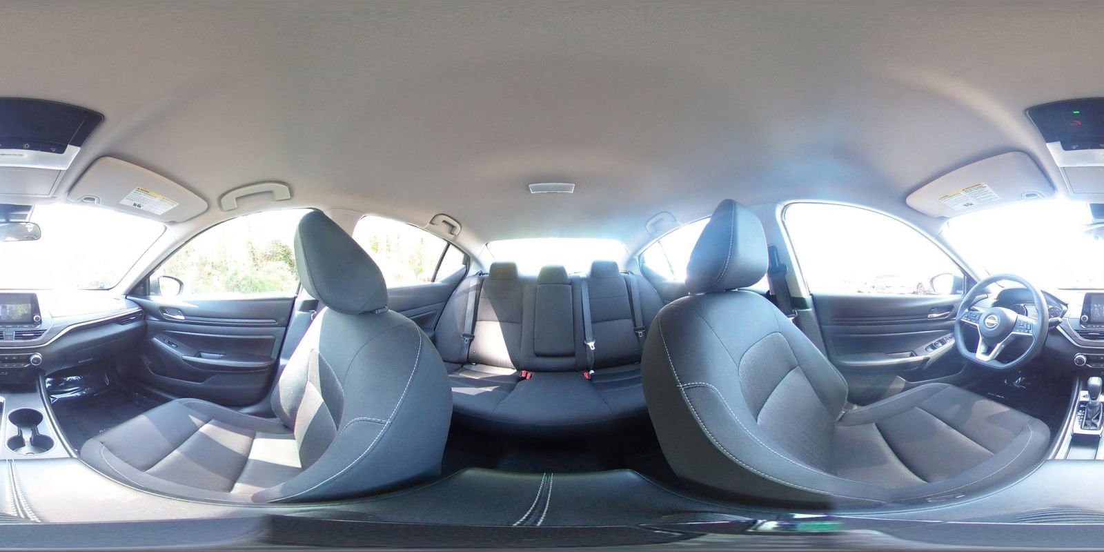Used 2025 Nissan Altima 2.5 SV image 42