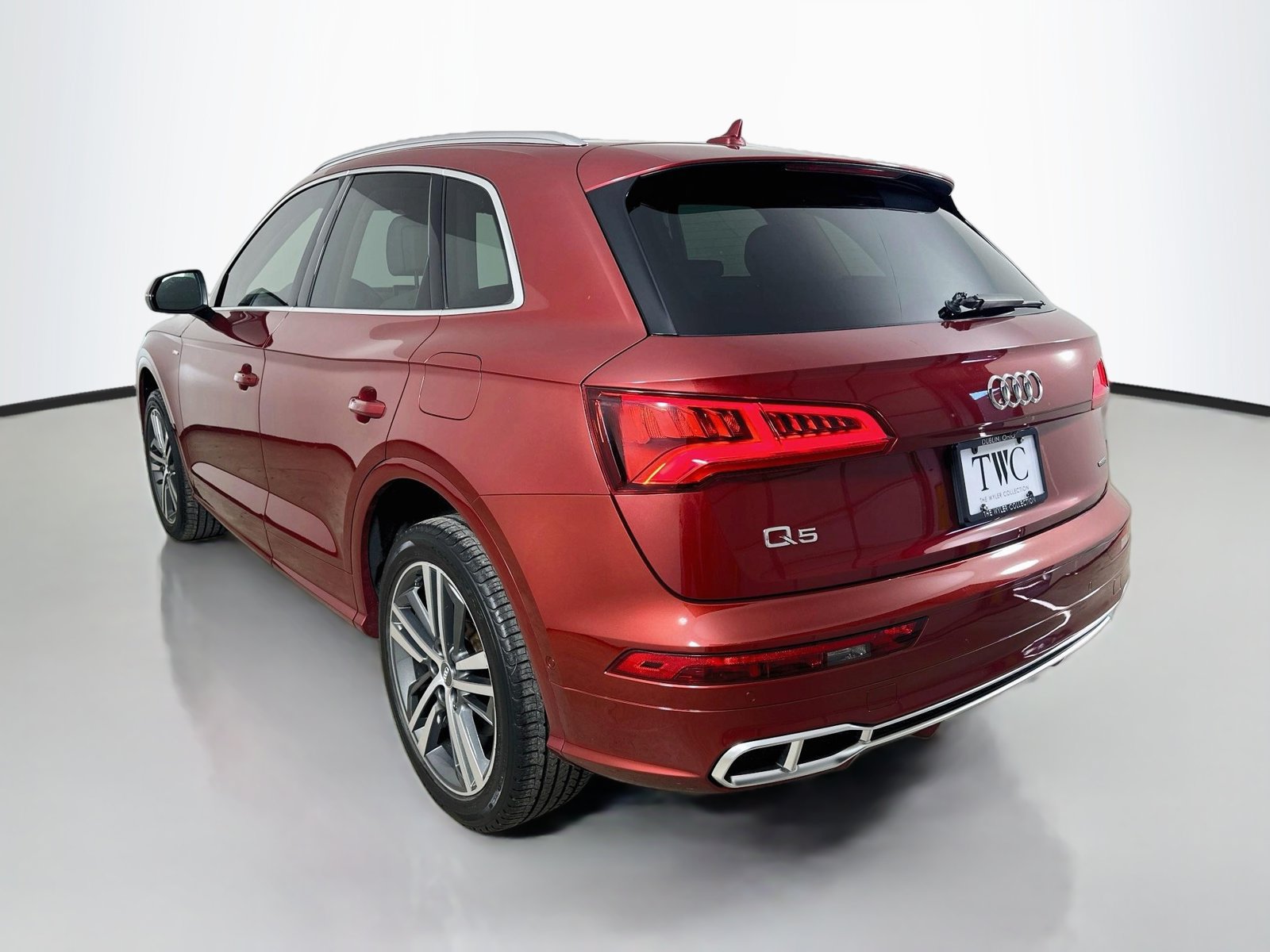 Used 2020 Audi Q5 e Prestige w/ Prestige Package AWD/4WD image 7