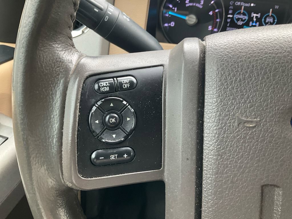 Used 2014 Ford F250 Lariat image 19