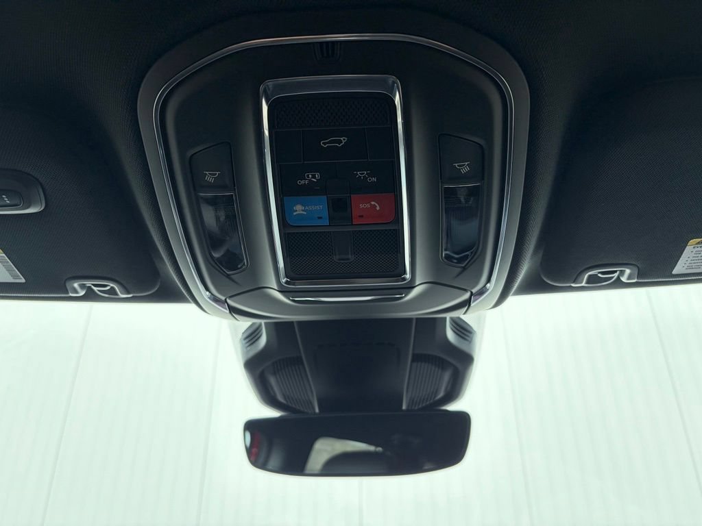 New 2026 Jeep Cherokee Limited AWD/4WD image 30