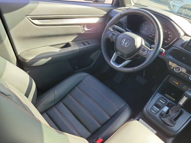 Used 2025 Honda CR-V Sport-L image 3