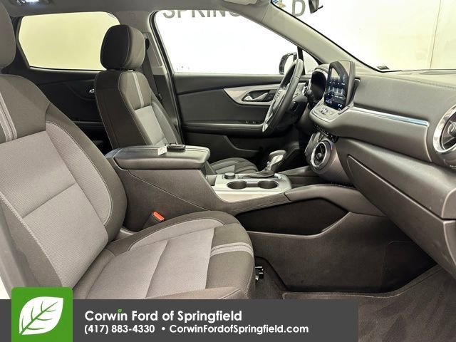 Used 2025 Chevrolet Blazer LT image 9
