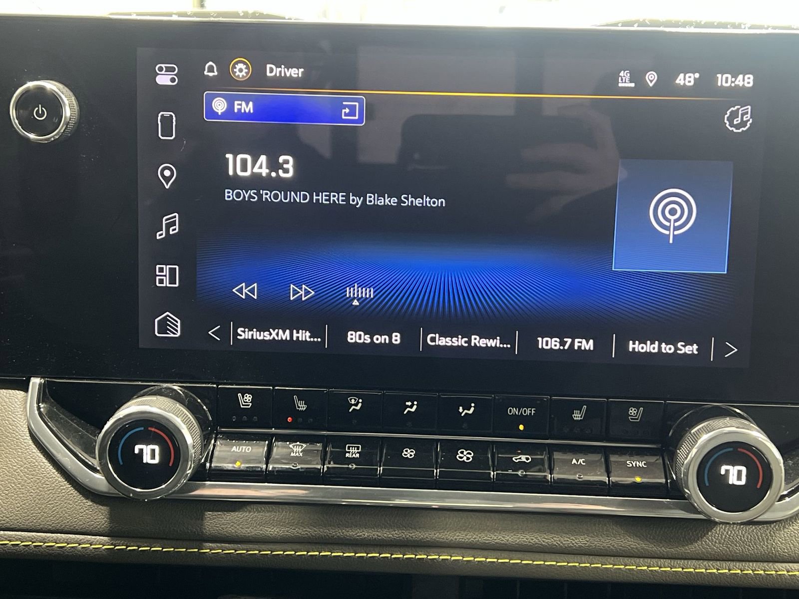 Used 2024 Chevrolet Colorado ZR2 w/ ZR2 Convenience Package III image 16