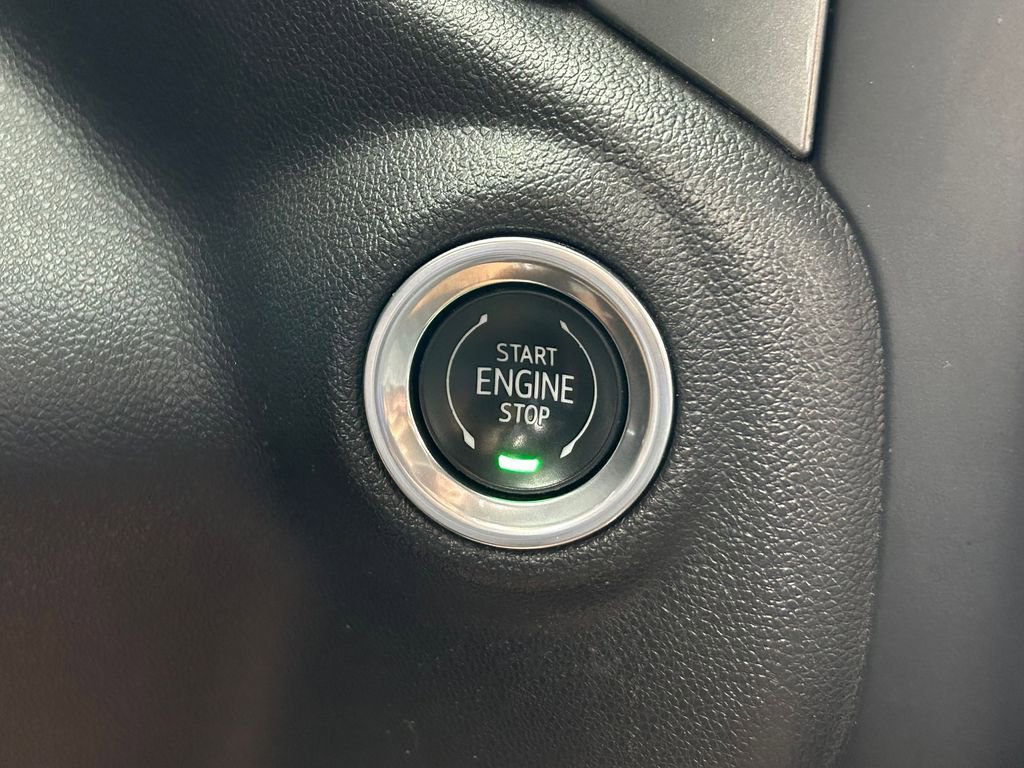 Used 2020 Chevrolet Silverado 1500 RST w/ All-Star Edition image 28