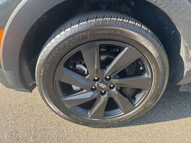 Used 2023 Hyundai Santa Cruz Night image 11