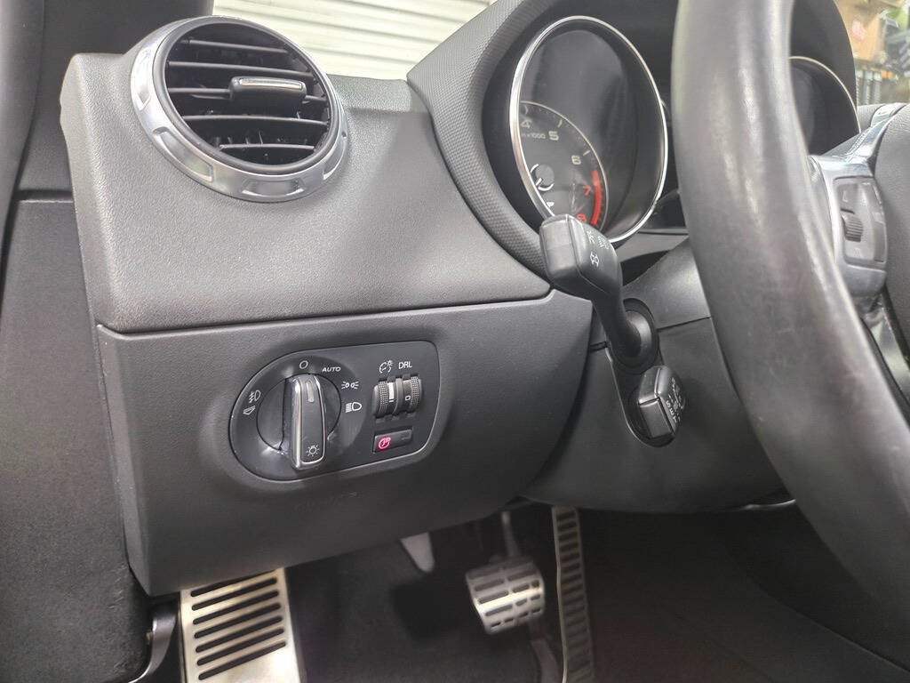 Used 2008 Audi TT 2.0T FWD image 37