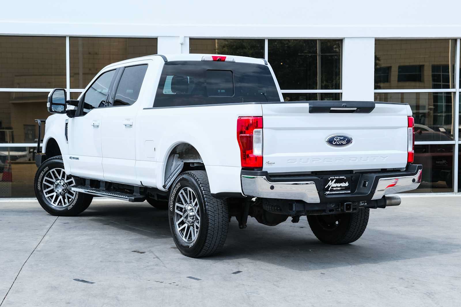 Used 2019 Ford F250 Lariat w/ Lariat Ultimate Package AWD/4WD image 17