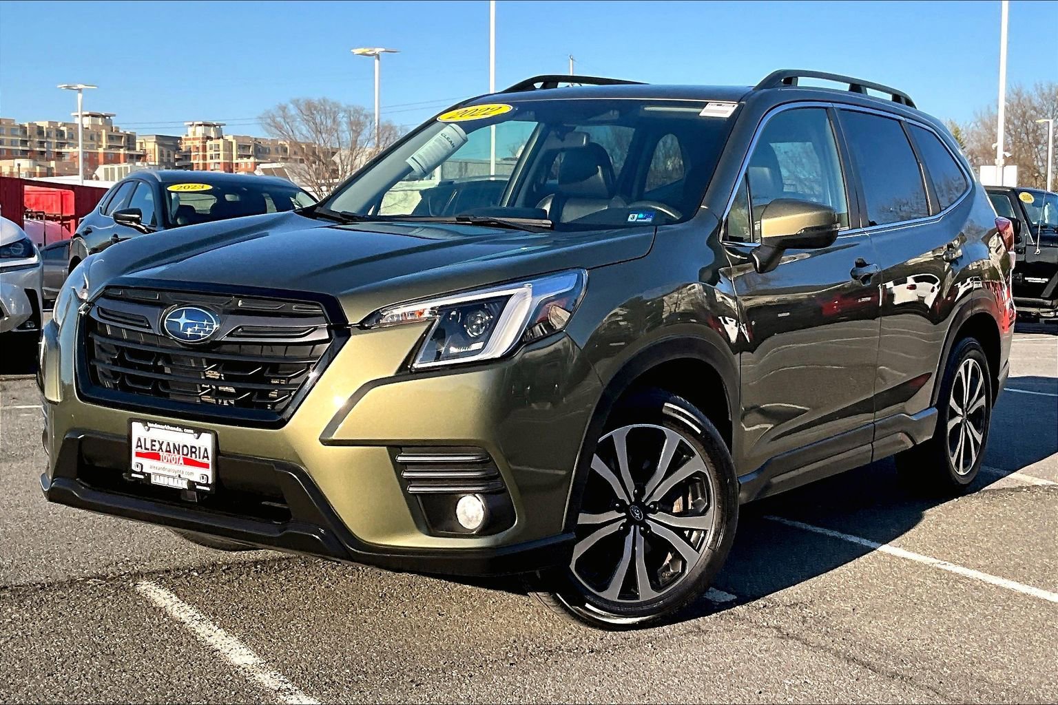 Used 2022 Subaru Forester Limited image 1