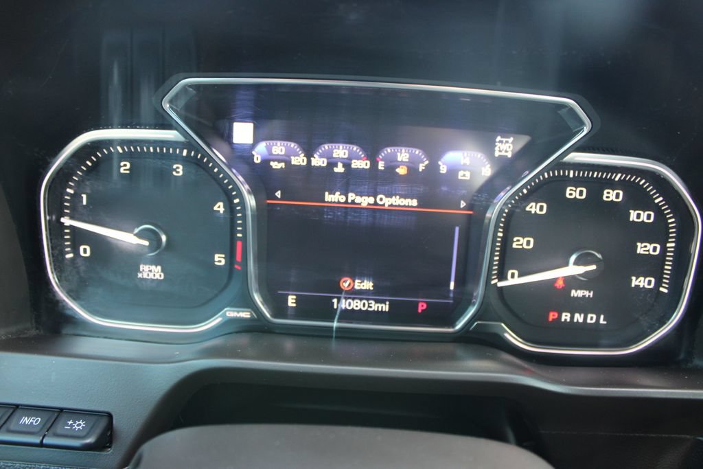 Used 2020 GMC Sierra 2500 Denali w/ Denali Ultimate Package AWD/4WD image 36
