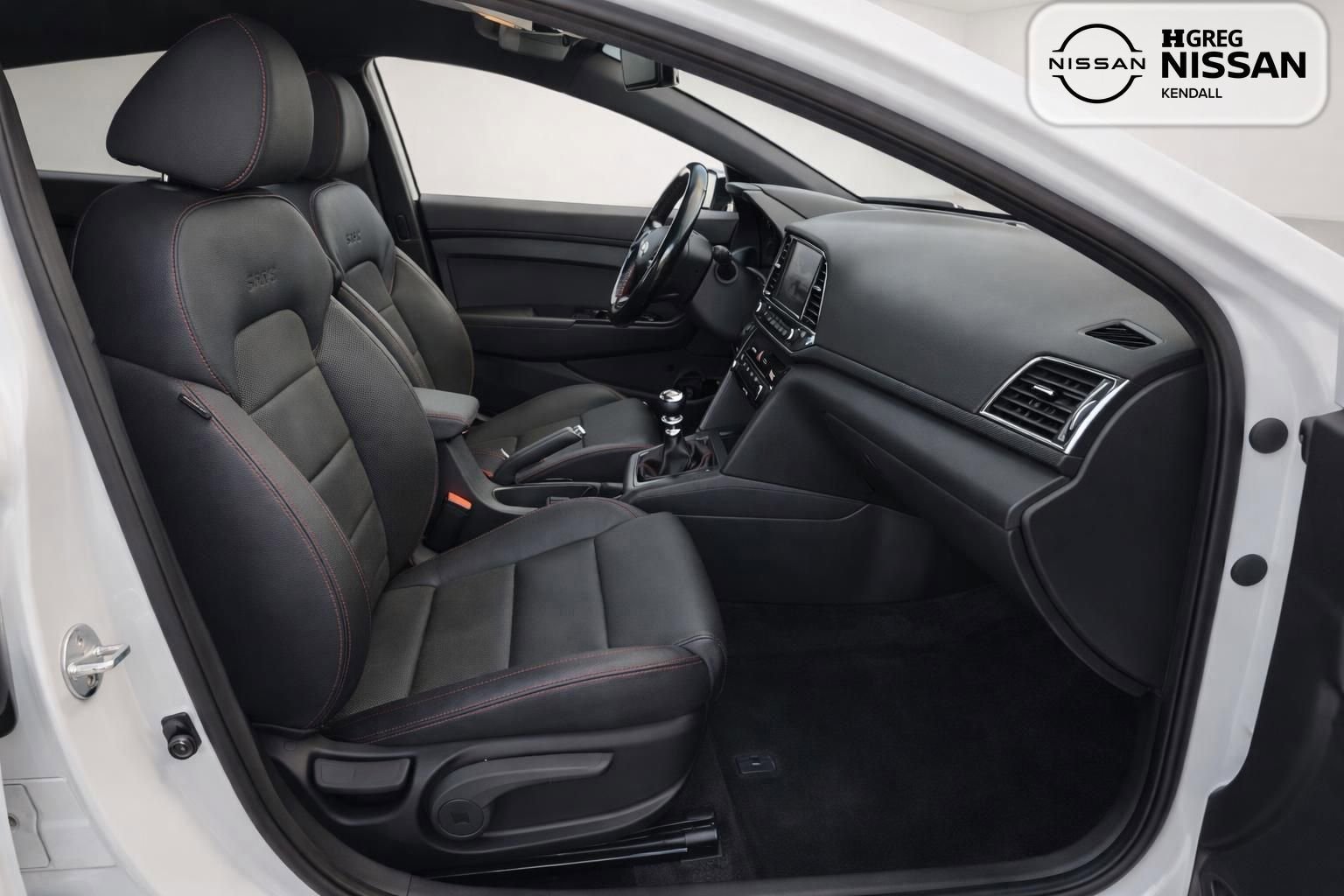 Used 2017 Hyundai Elantra Sport FWD image 11