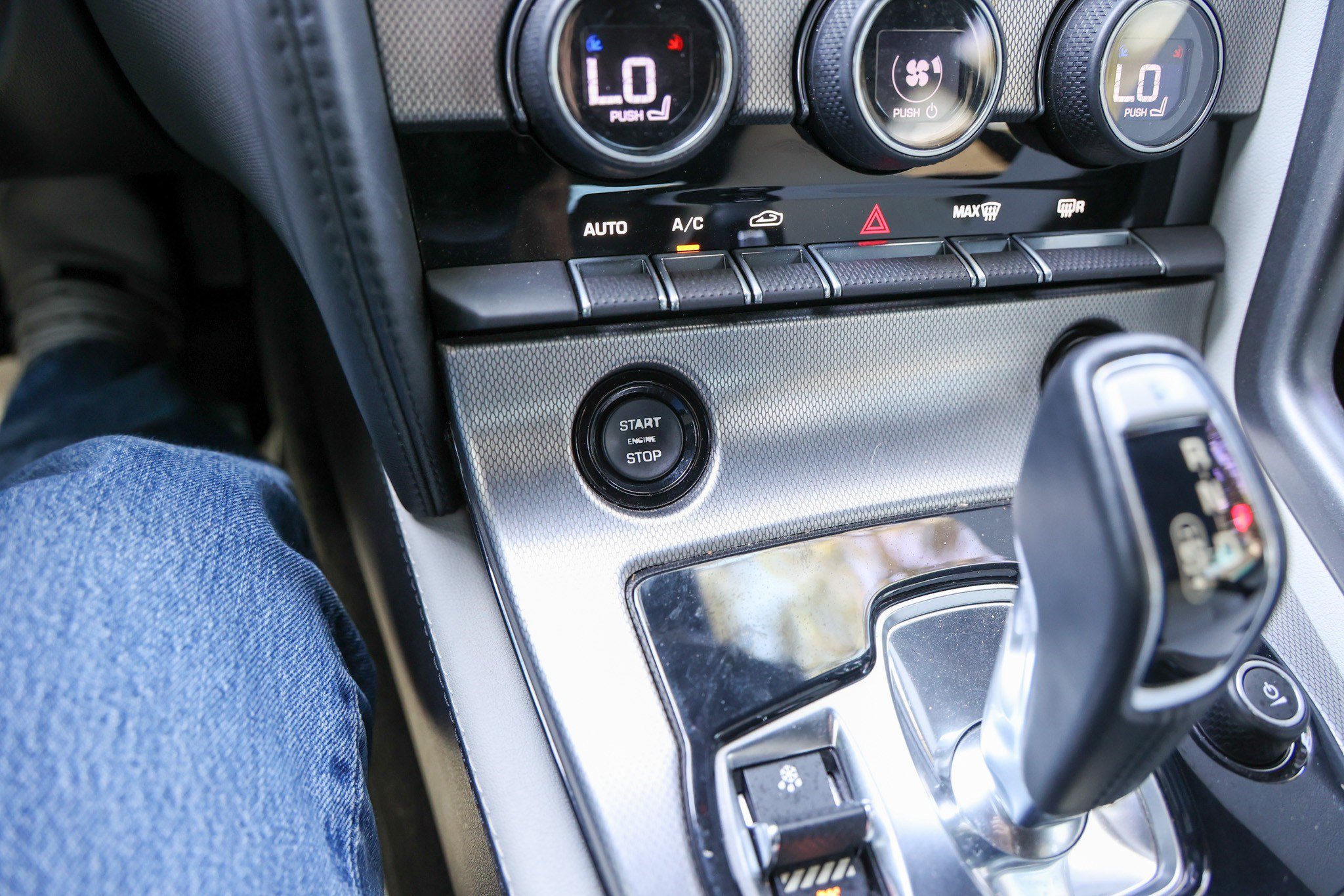 Used 2016 Jaguar F-TYPE Coupe RWD image 25