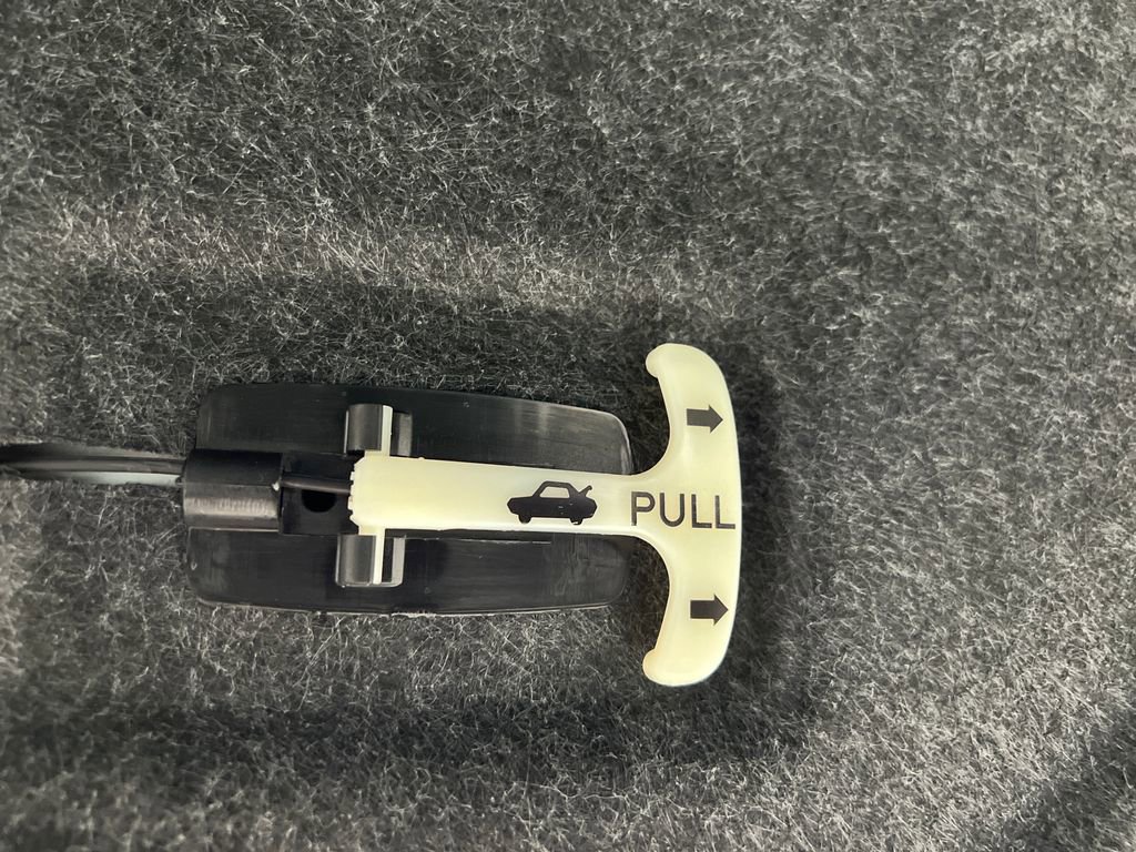 Used 2025 Nissan Altima 2.5 SV image 32