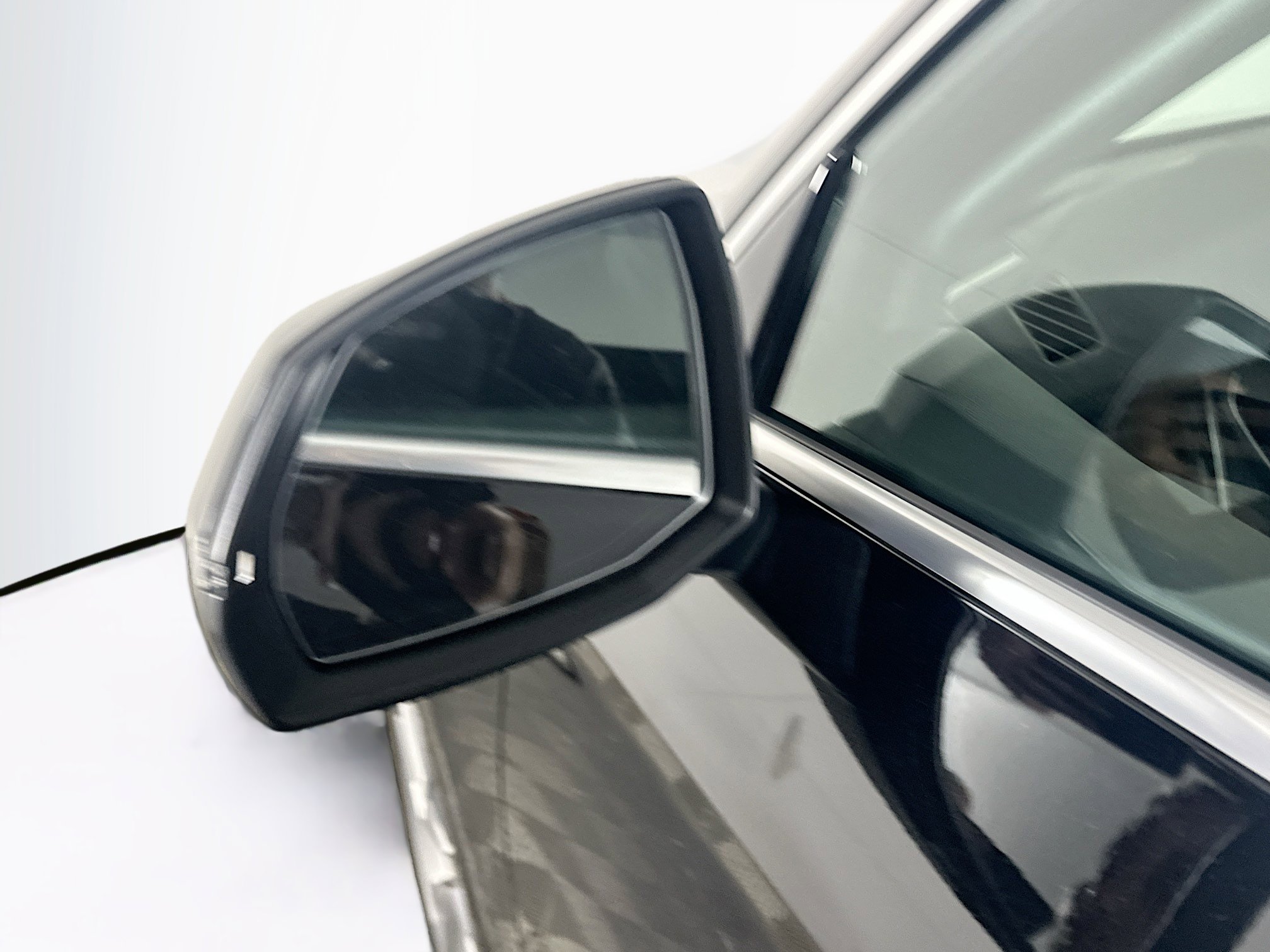 Used 2023 Audi Q5 2.0T Premium Plus w/ Premium Plus Package image 16