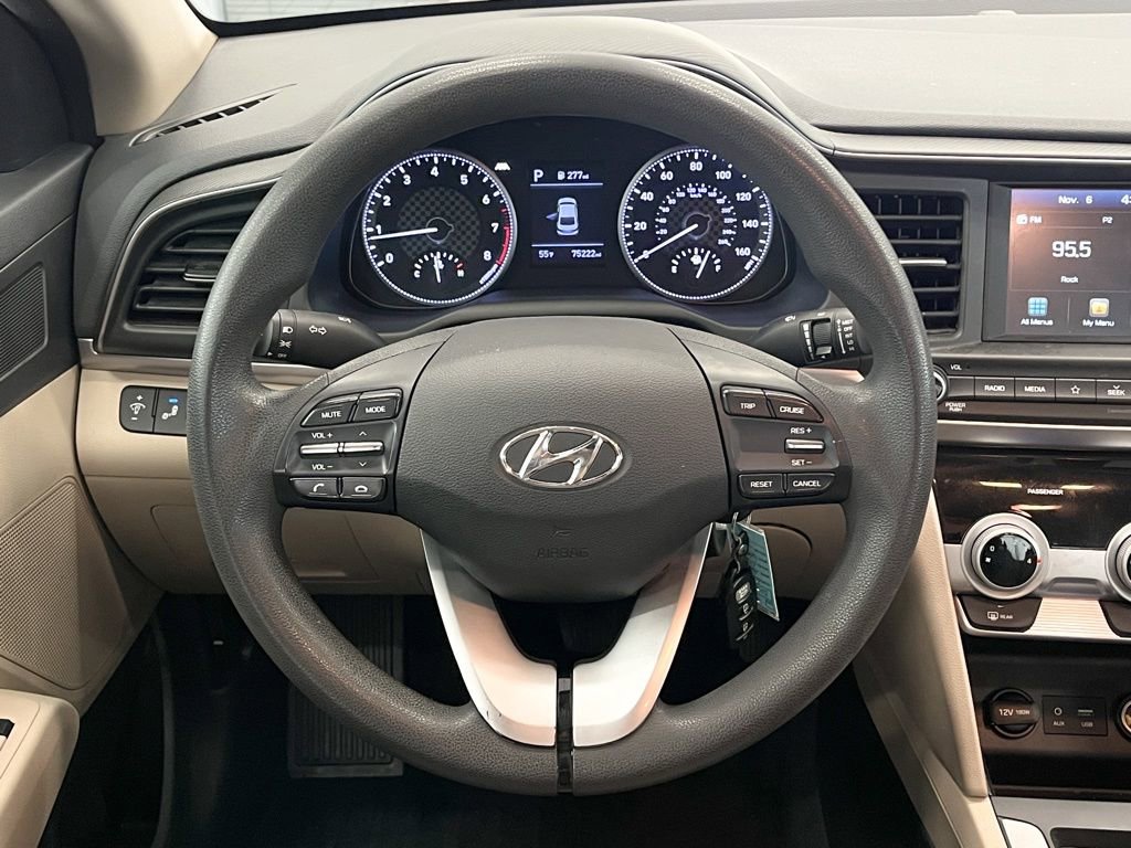 Used 2019 Hyundai Elantra SEL image 18