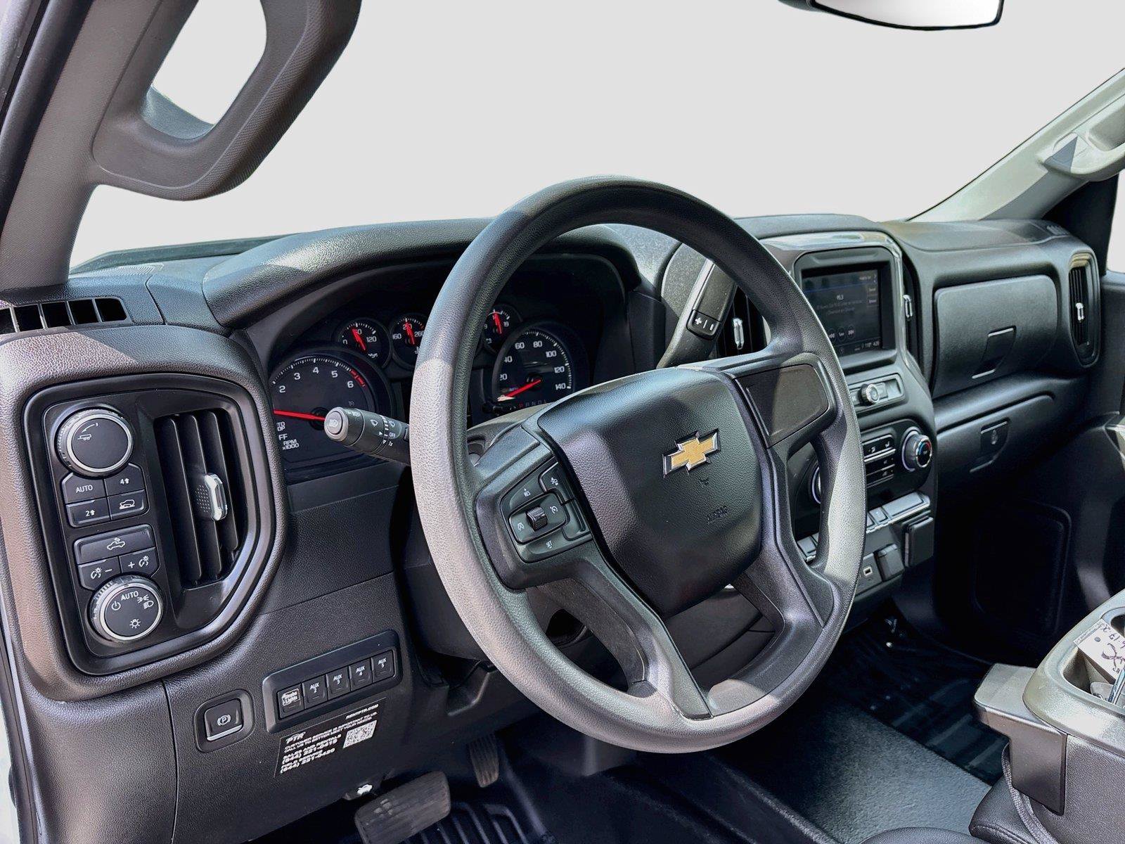 Used 2023 Chevrolet Silverado 1500 W/T w/ Trailering Package AWD/4WD image 9