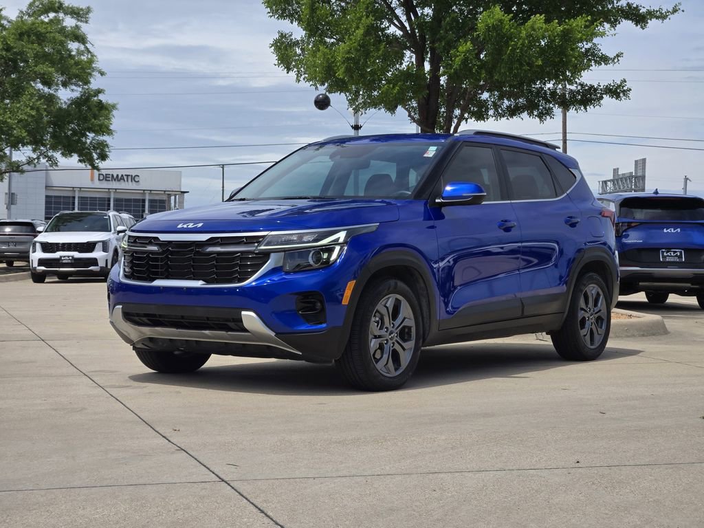 Certified 2024 Kia Seltos S image 2