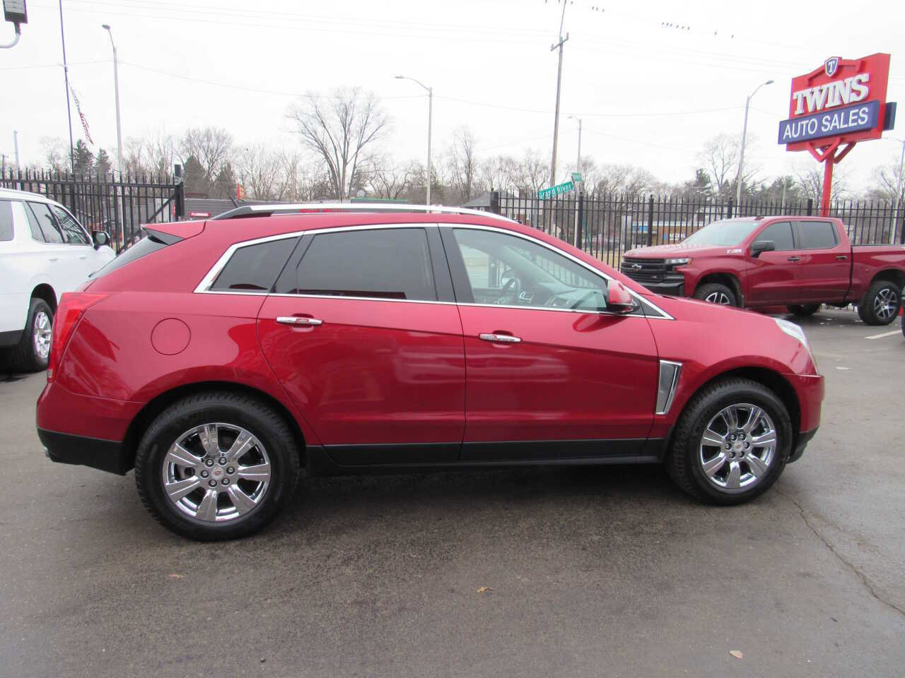 Used 2014 Cadillac SRX Luxury image 4