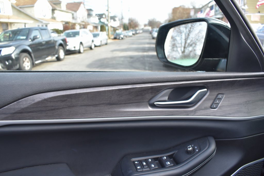 Used 2022 Jeep Grand Cherokee L Limited image 13