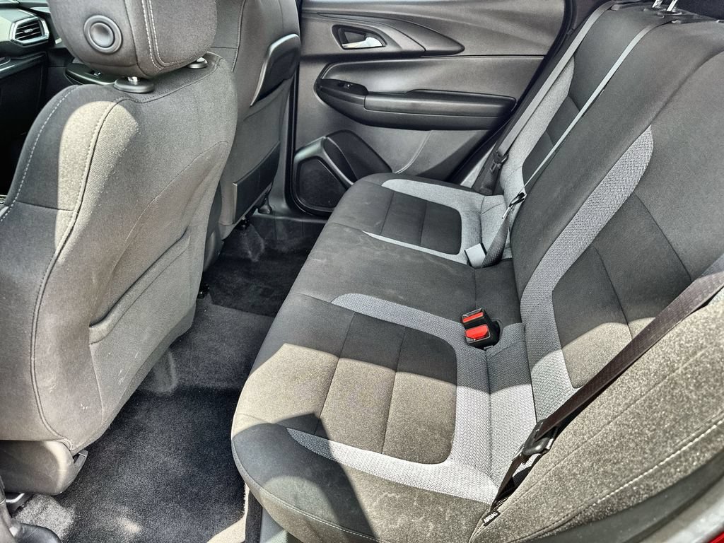 Used 2023 Chevrolet TrailBlazer LT w/ Convenience Package AWD/4WD image 16