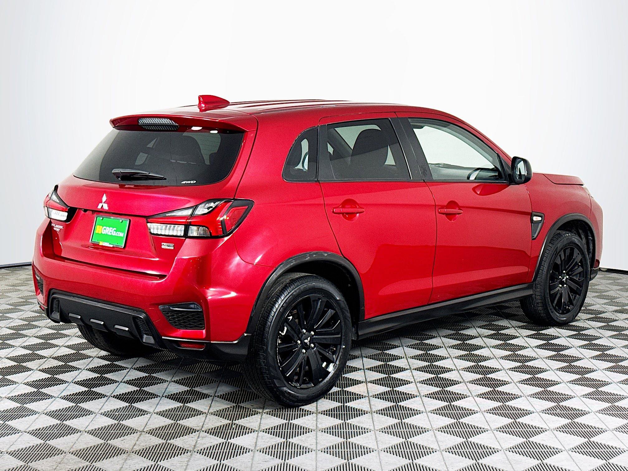 Used 2023 Mitsubishi Outlander Sport LE image 10