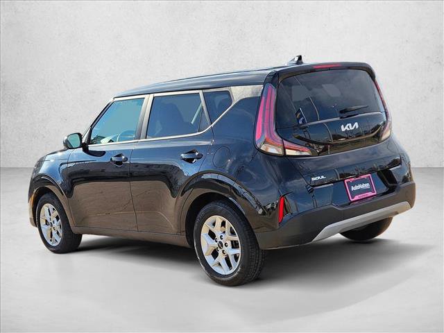 Used 2024 Kia Soul LX w/ Option Group 015 image 8