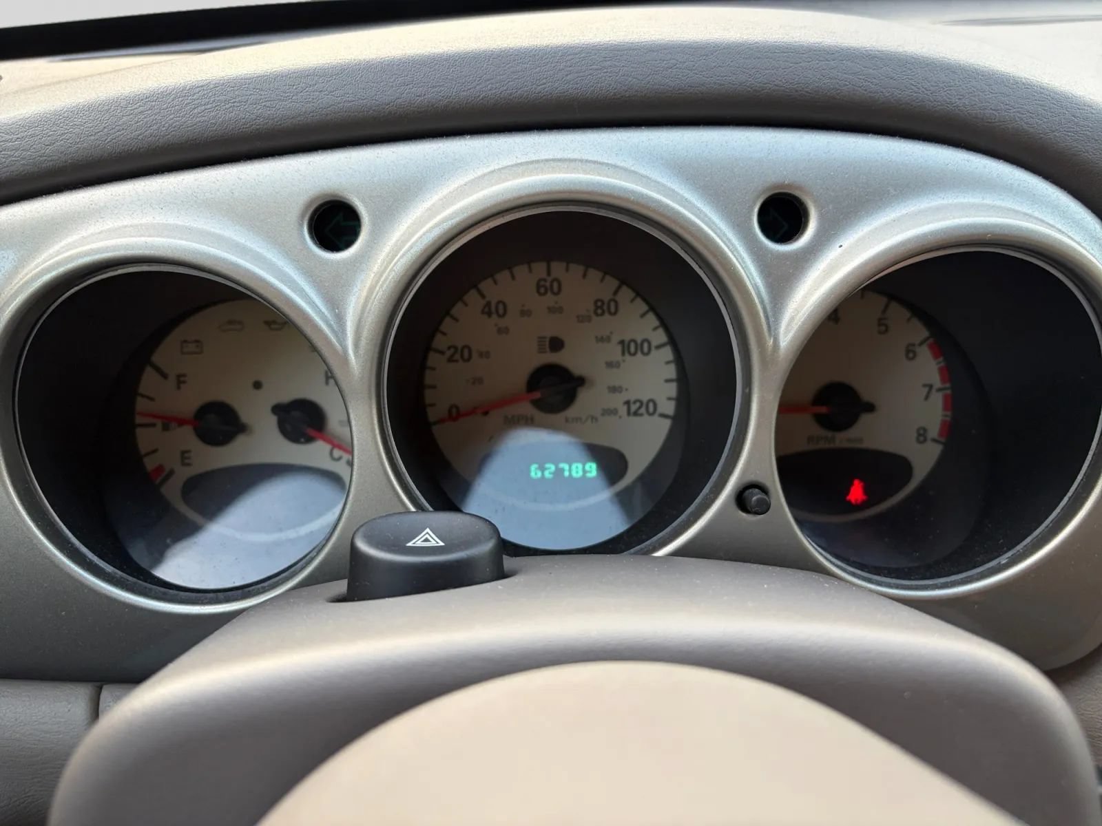 Used 2005 Chrysler PT Cruiser Limited FWD image 16