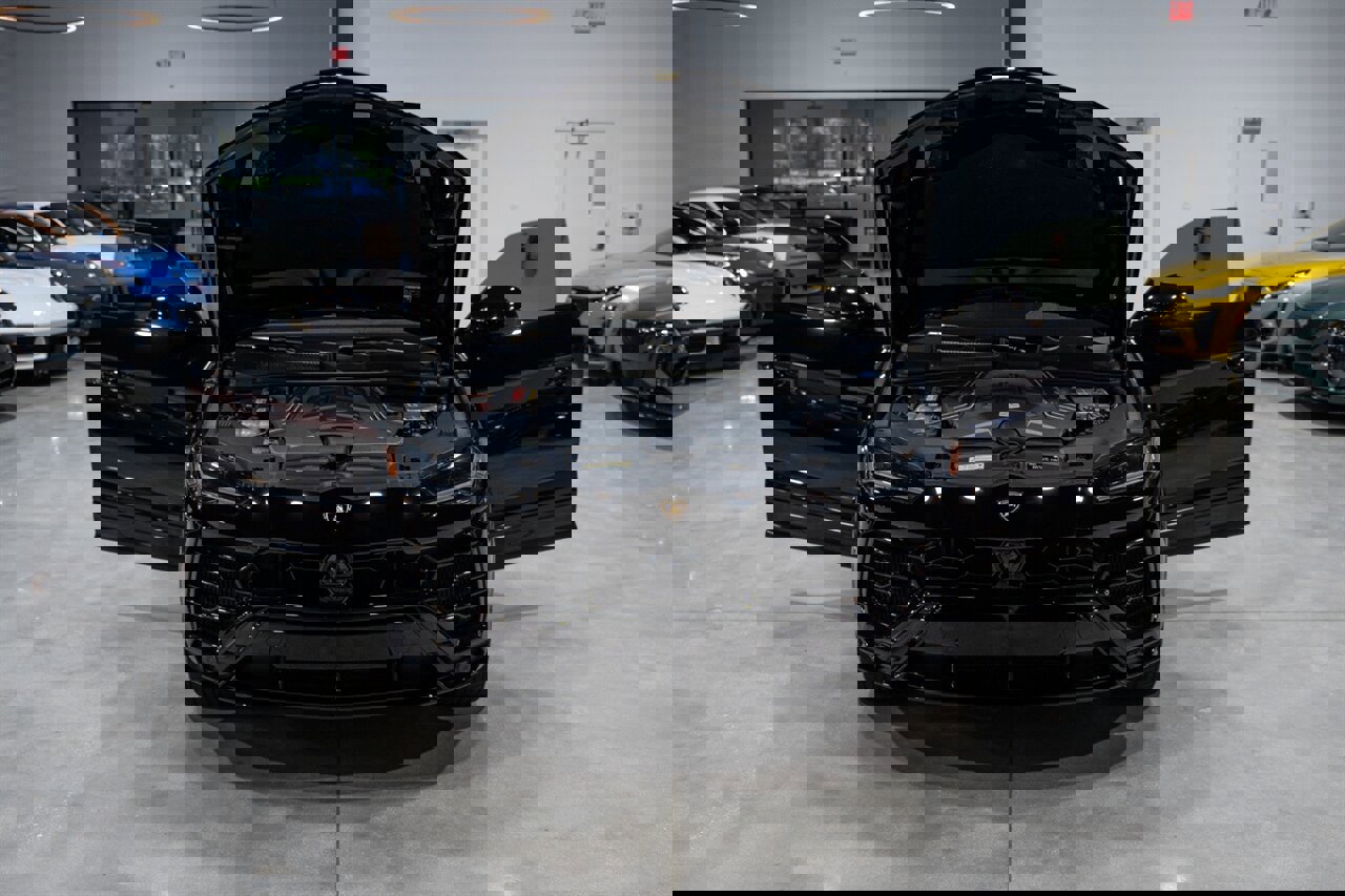 Used 2022 Lamborghini Urus image 44
