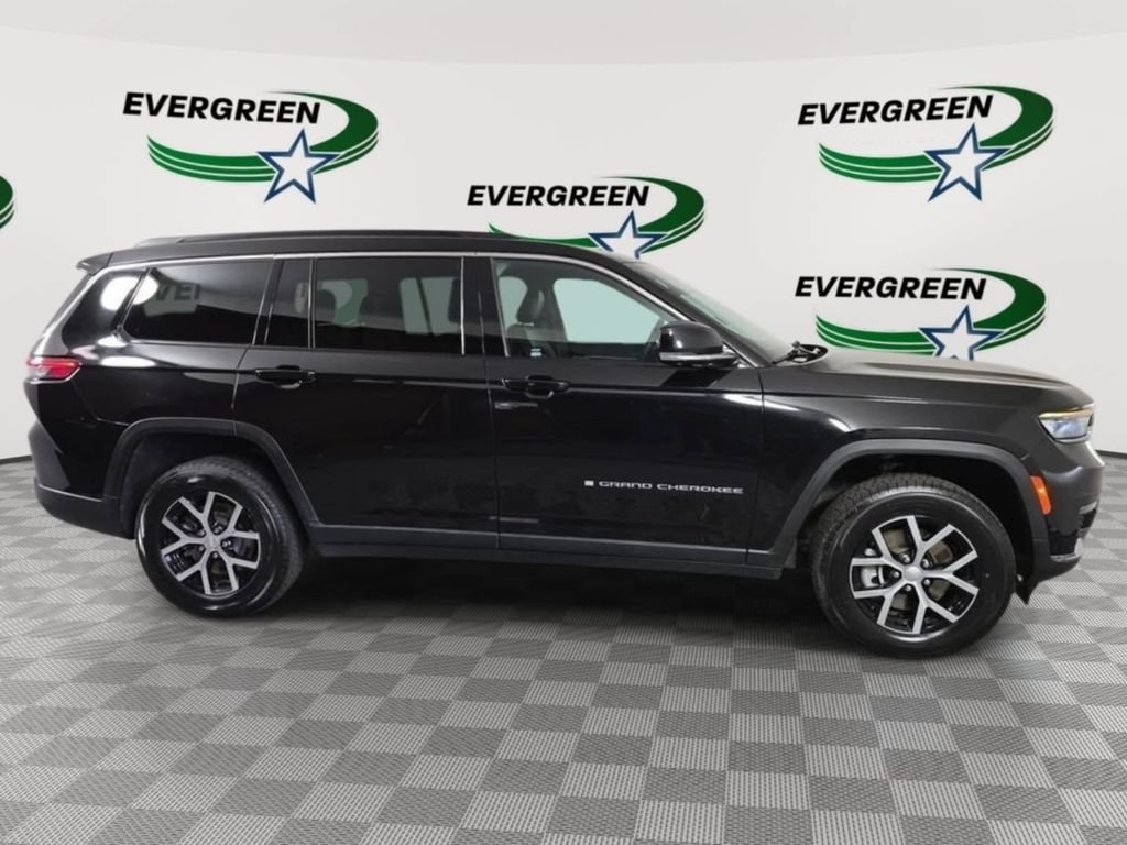 Used 2024 Jeep Grand Cherokee L Limited w/ Luxury Tech Group II AWD/4WD image 6