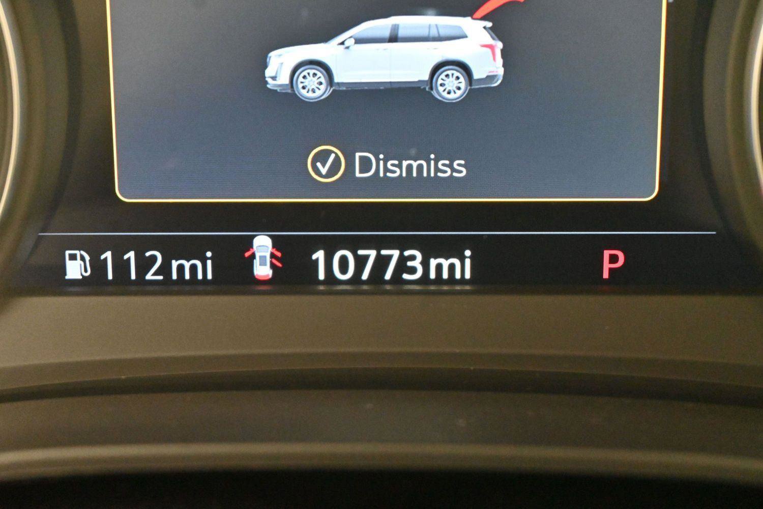 Certified 2025 Cadillac XT6 Premium Luxury w/ Technology Package FWD image 22