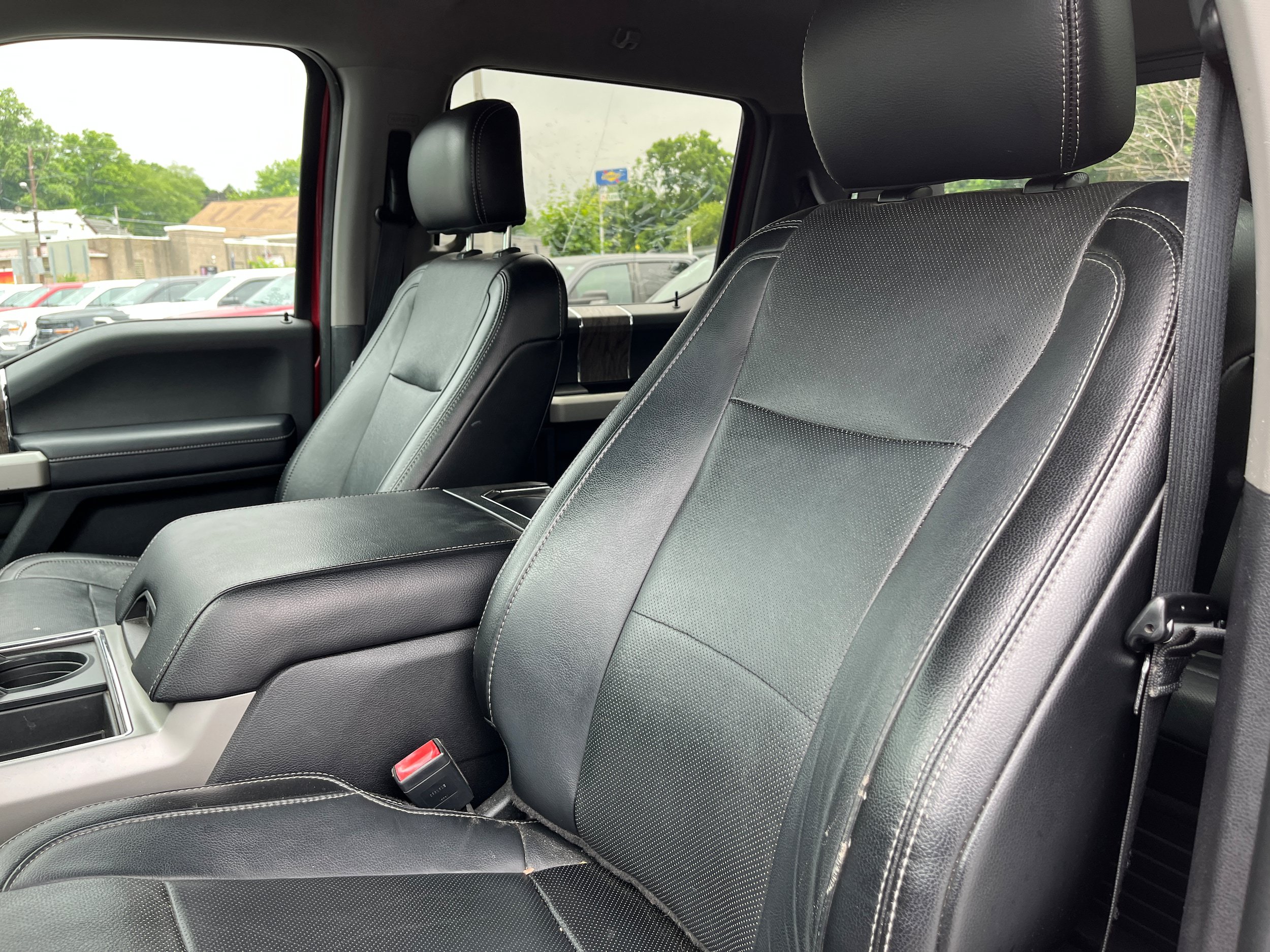 Used 2018 Ford F250 Lariat w/ Lariat Ultimate Package AWD/4WD image 10