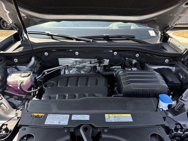 New 2026 Volkswagen Atlas Cross Sport SEL R-Line image 24