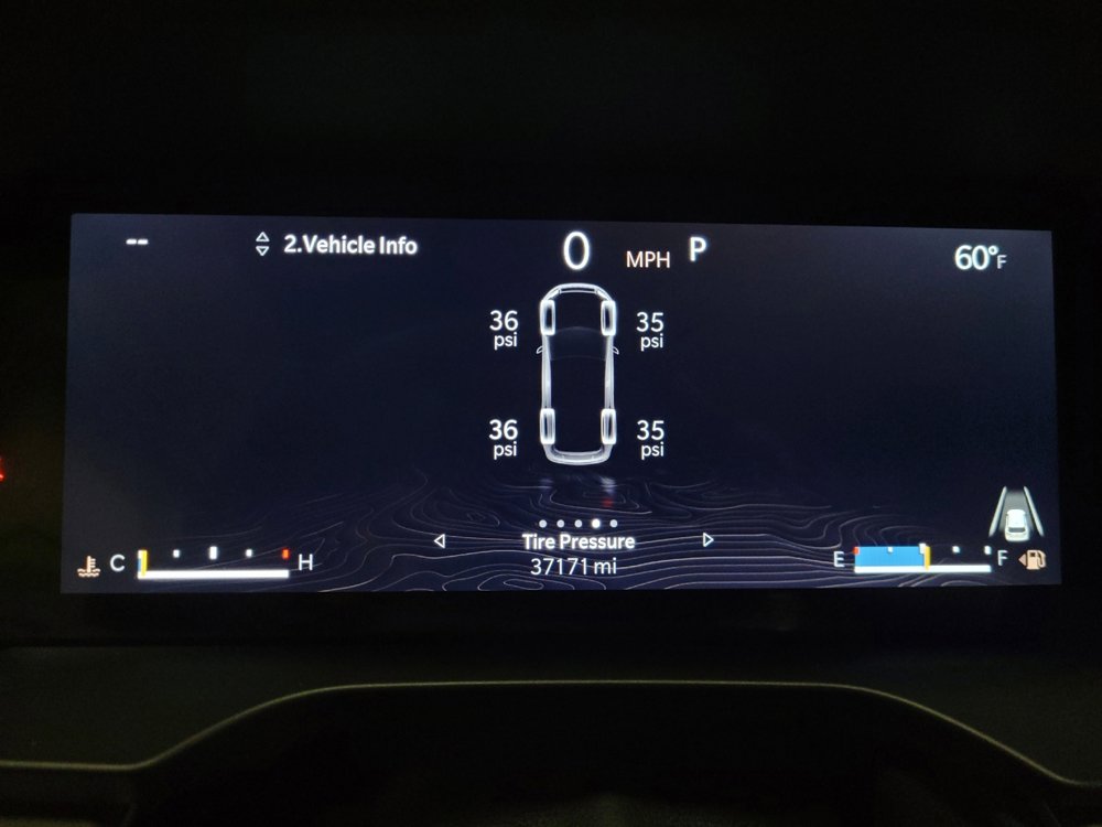 Used 2022 Jeep Grand Cherokee L Limited w/ Luxury Tech Group II image 23