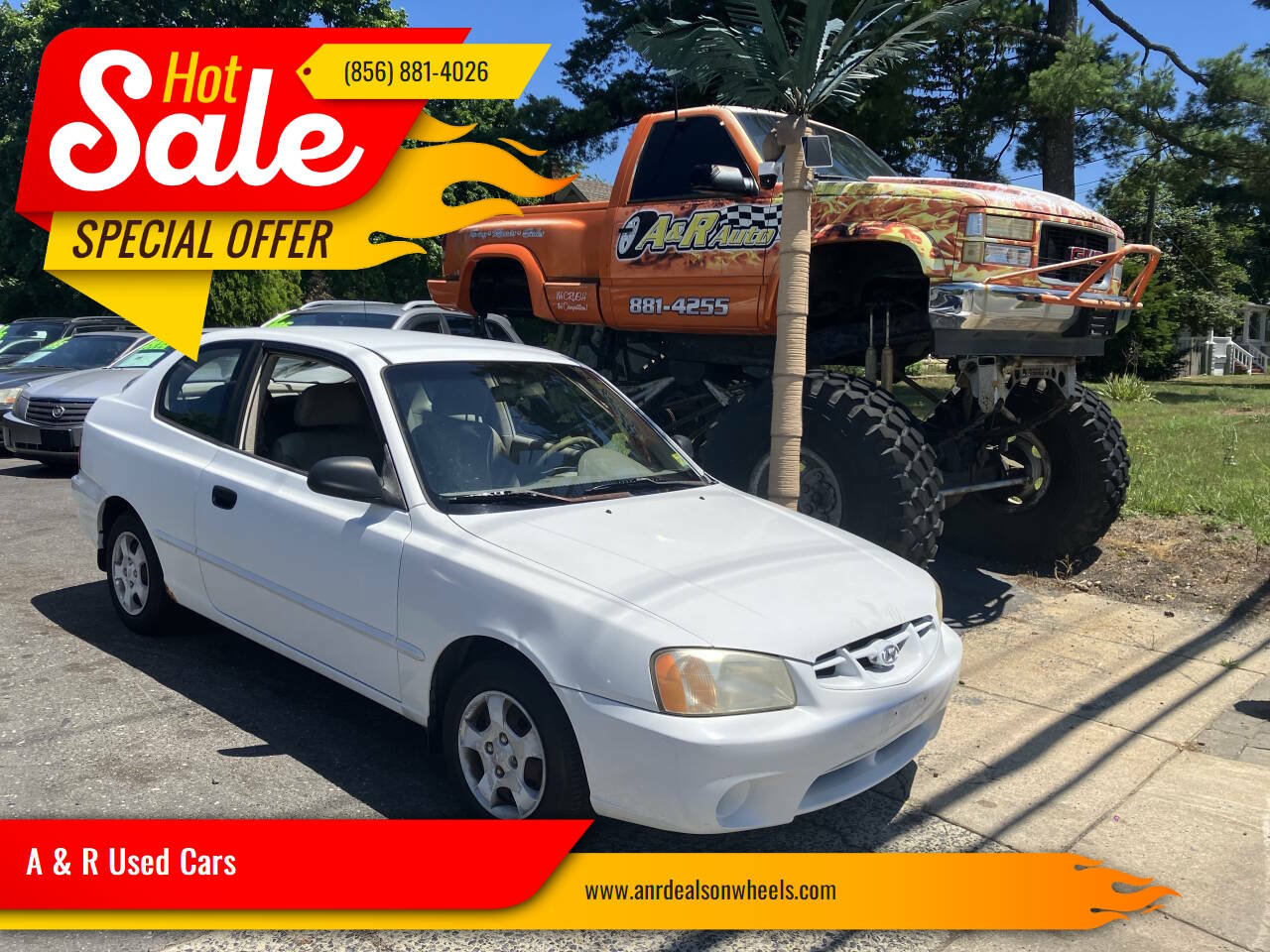 Used 2002 Hyundai Accent GS FWD image 1