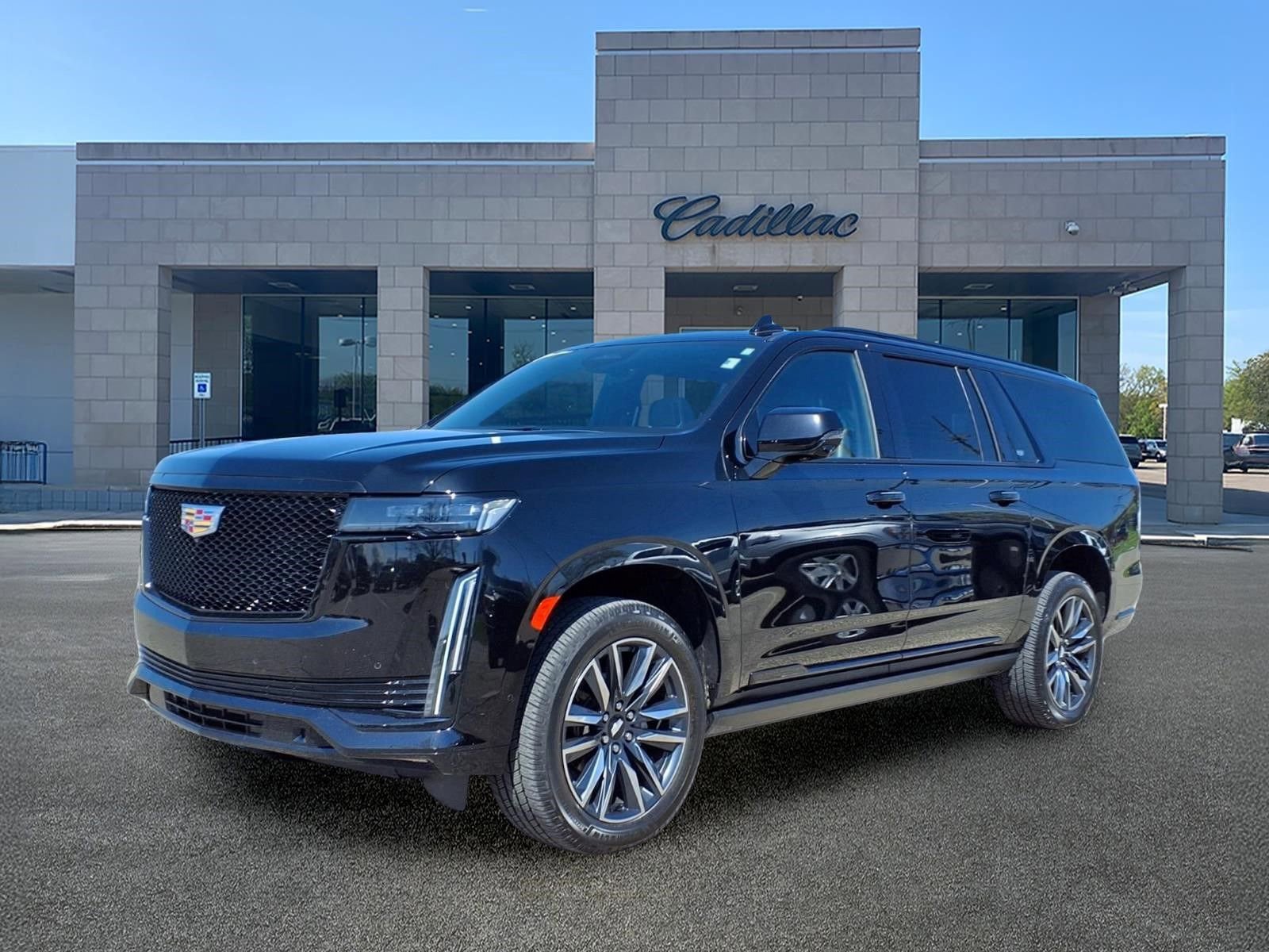 Used 2021 Cadillac Escalade ESV Sport w/ Driver Assist Tech Package AWD/4WD image 1