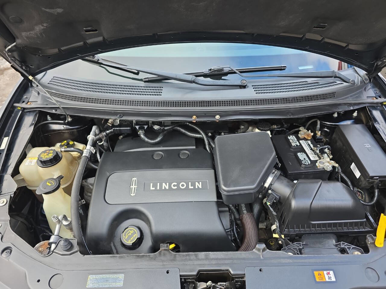 Used 2011 Lincoln MKX AWD w/ 102A Rapid Spec Order Code image 31