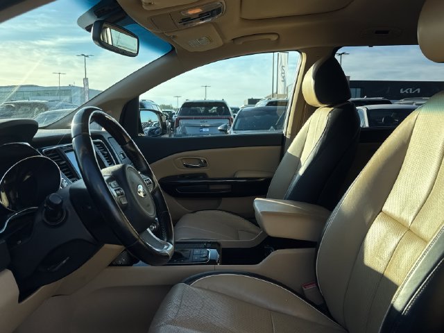Used 2016 Kia Sedona SX Limited FWD image 18