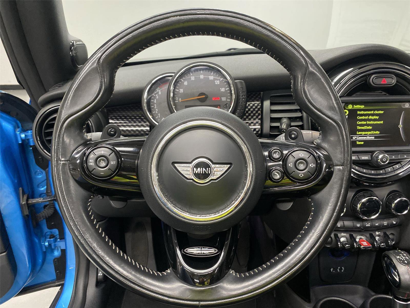 Used 2017 MINI Cooper S image 23