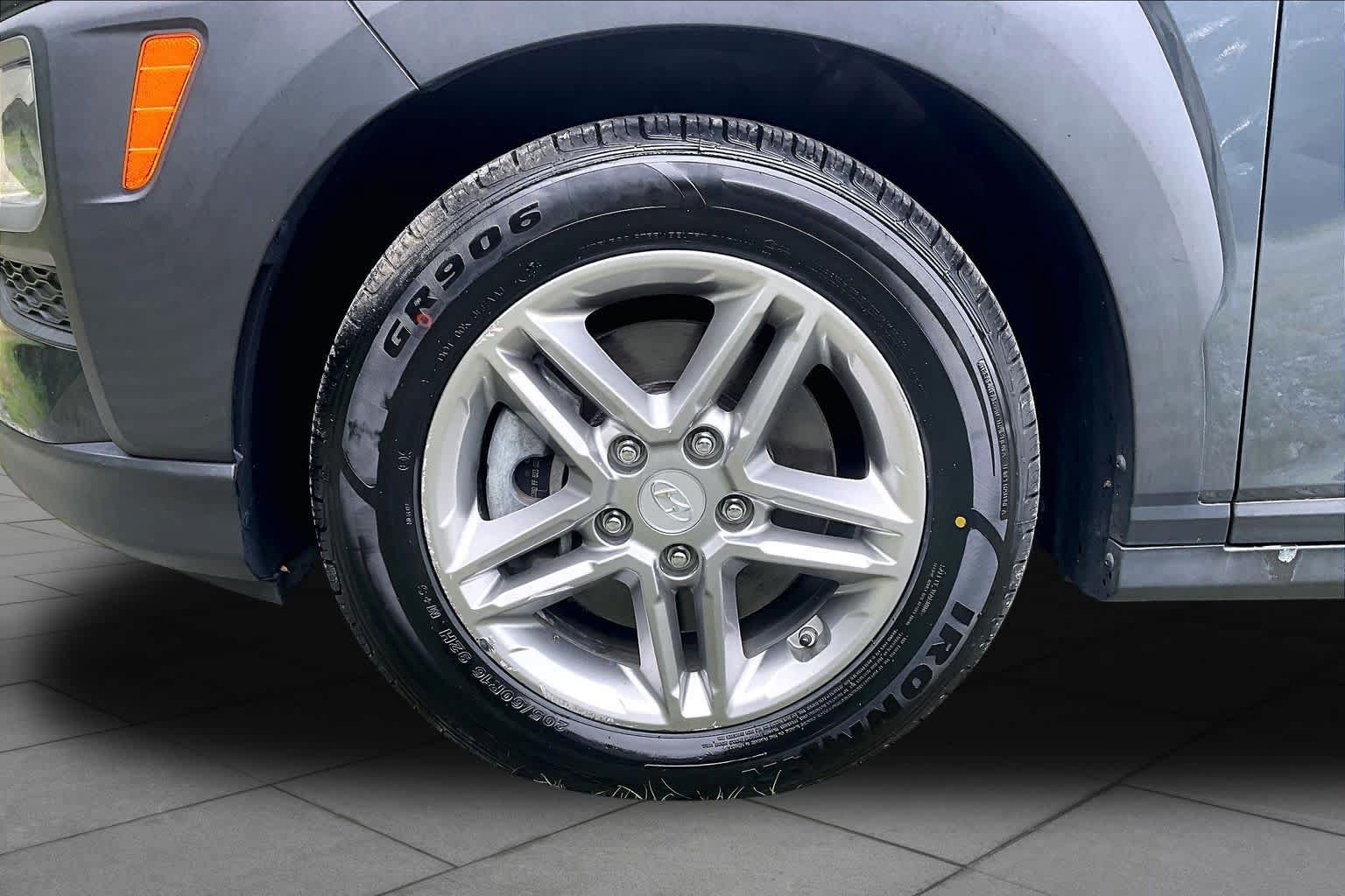 Used 2018 Hyundai Kona SE AWD/4WD image 11