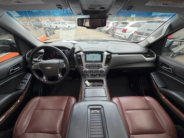 Used 2019 Chevrolet Suburban Premier w/ Premier Plus Edition AWD/4WD image 13
