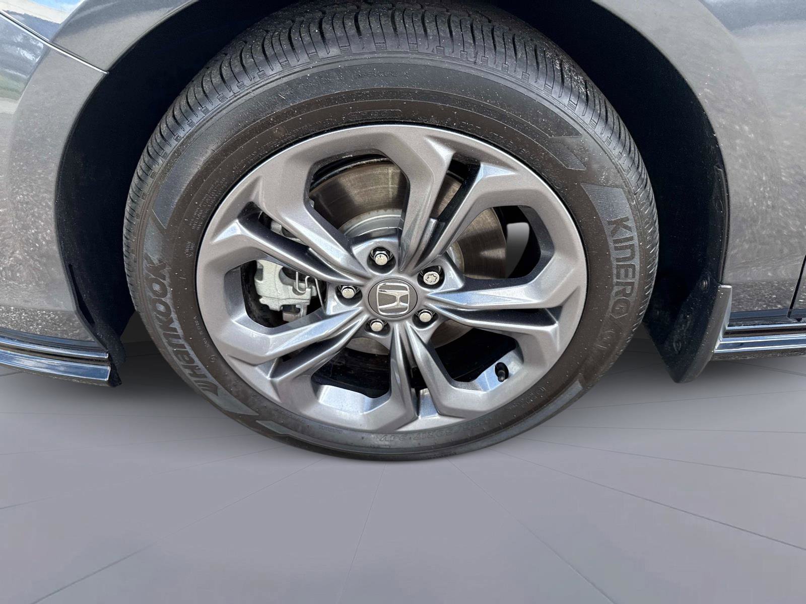 Certified 2024 Honda Accord EX-L image 11