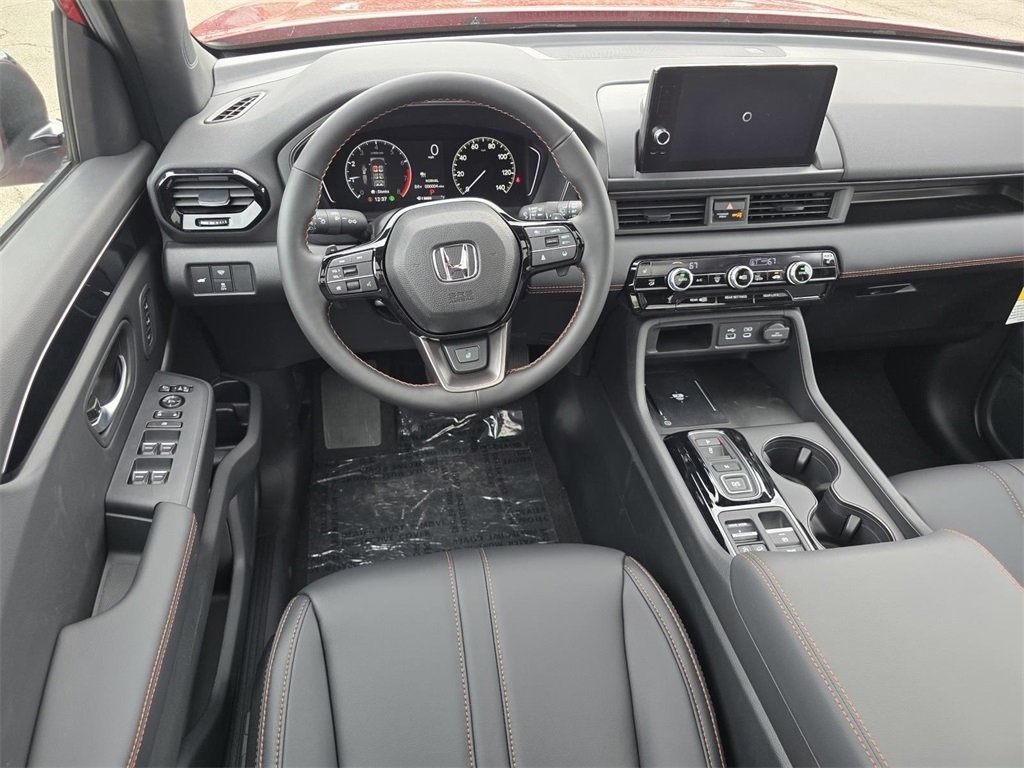New 2025 Honda Pilot TrailSport image 27
