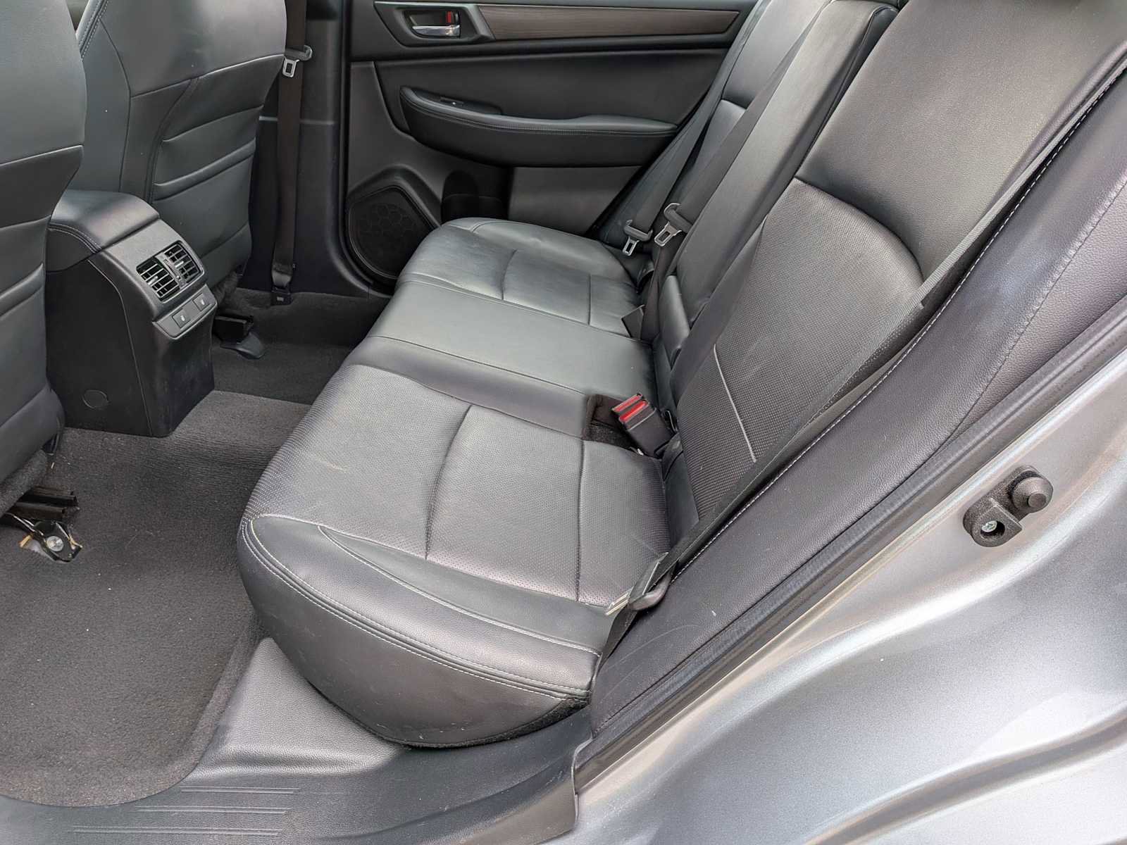Used 2016 Subaru Legacy 2.5i Limited AWD/4WD image 18