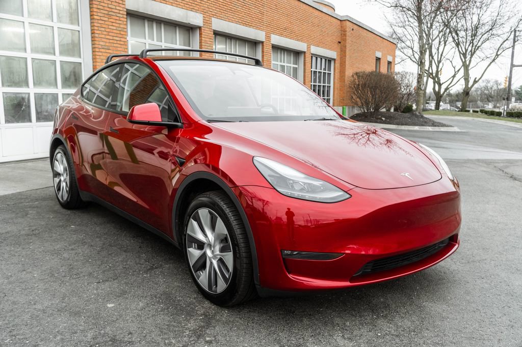 Used 2024 Tesla Model Y Long Range image 5
