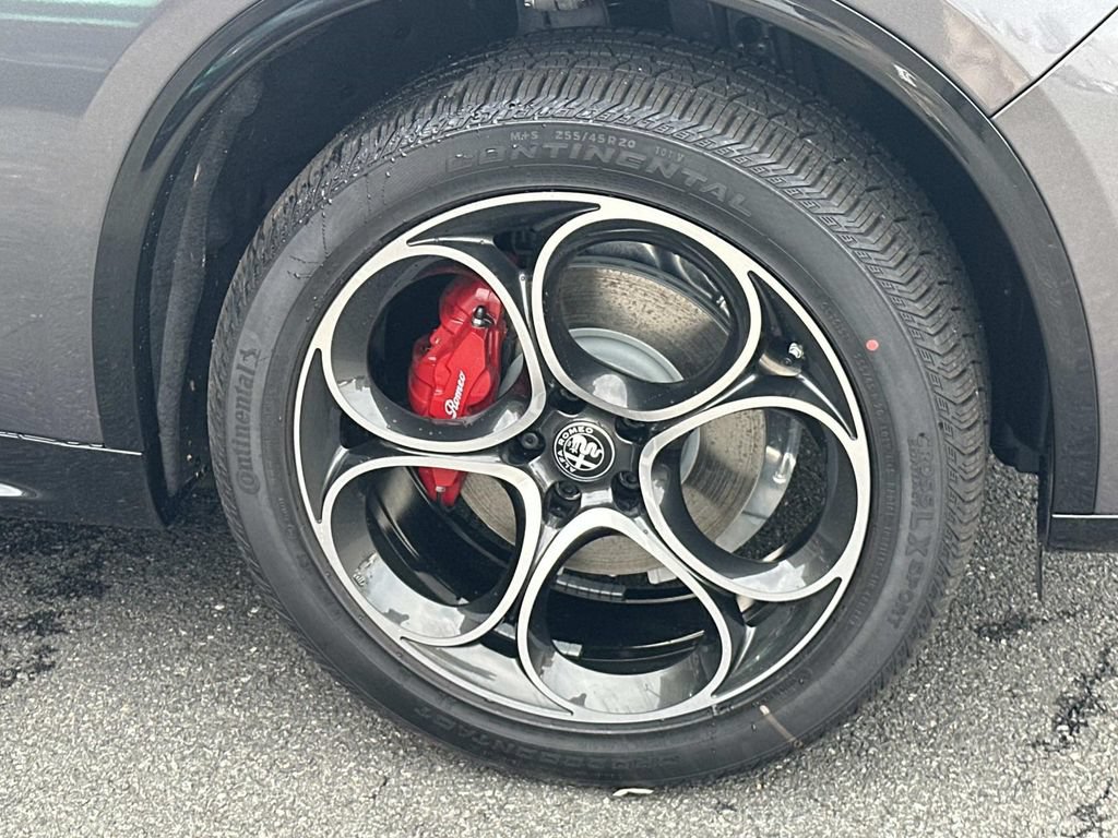 New 2026 Alfa Romeo Stelvio Sprint AWD/4WD image 11