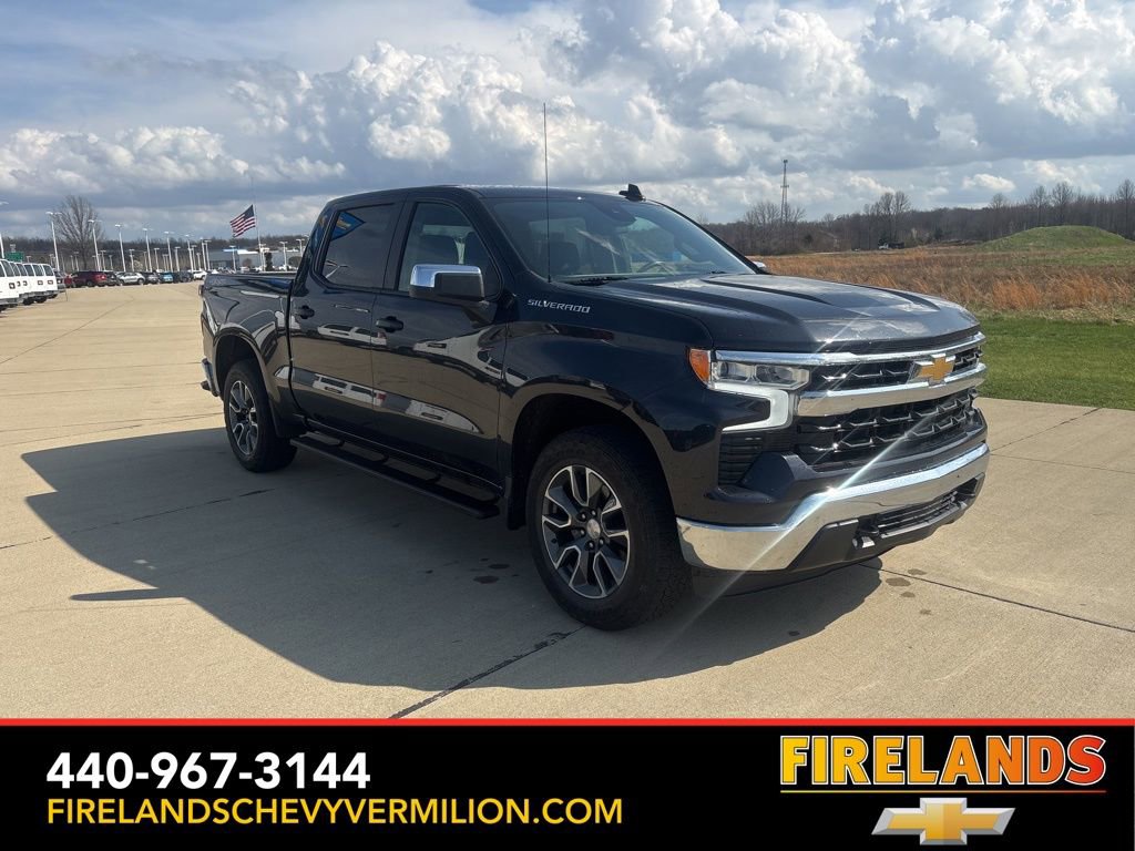 Used 2024 Chevrolet Silverado 1500 LT image 8