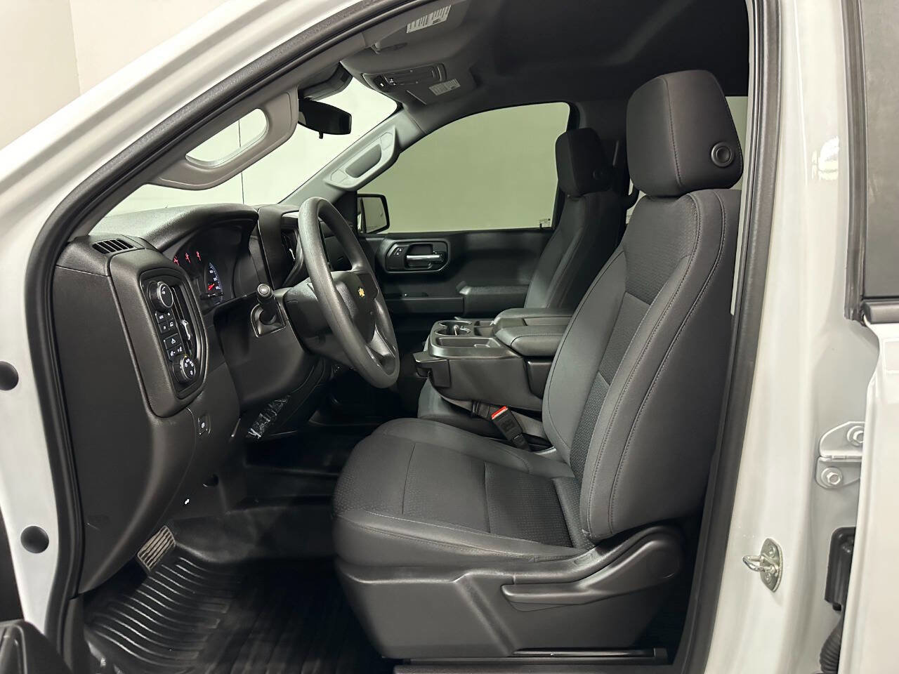 Used 2023 Chevrolet Silverado 1500 W/T w/ WT Value Package image 9